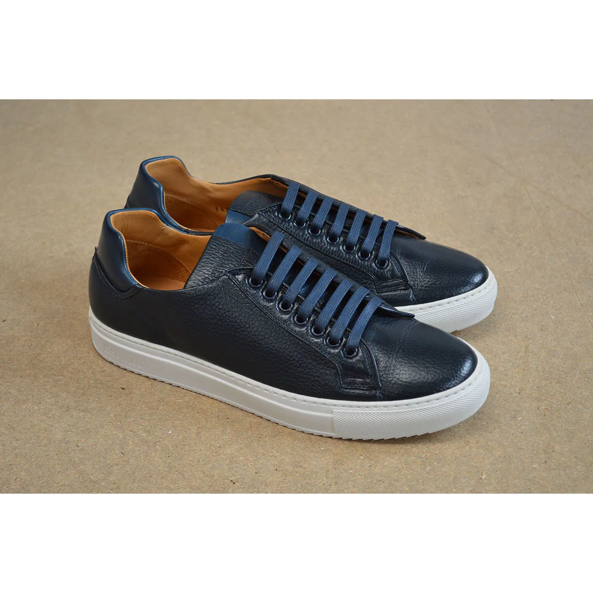 Berwick 1707 Trainer (D571) - Dark Blue Deerskin