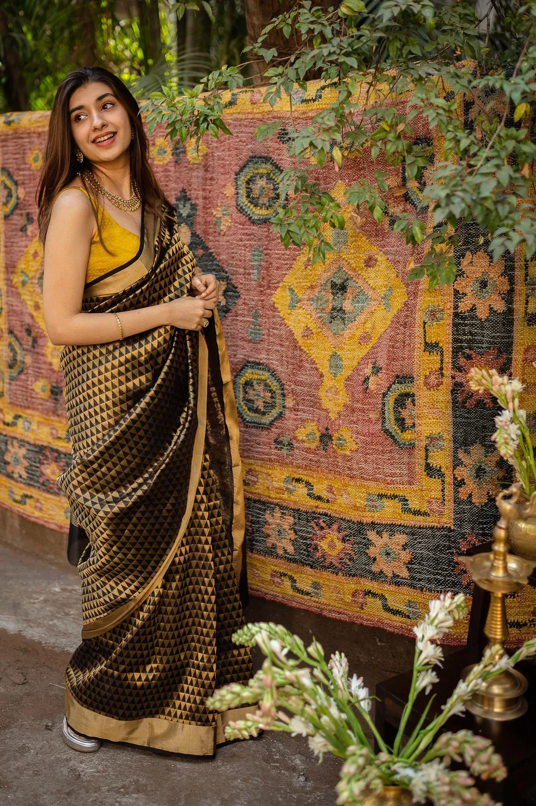 Black & Golden Chanderi Taraj Full Work Saree