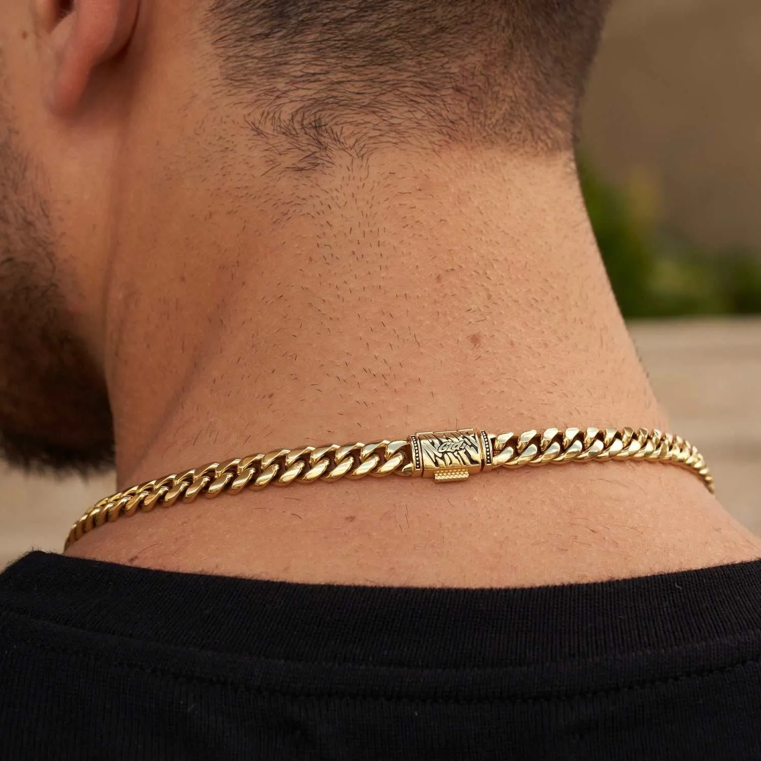 Miami Cuban Link Chain in Yellow Gold - 8mm