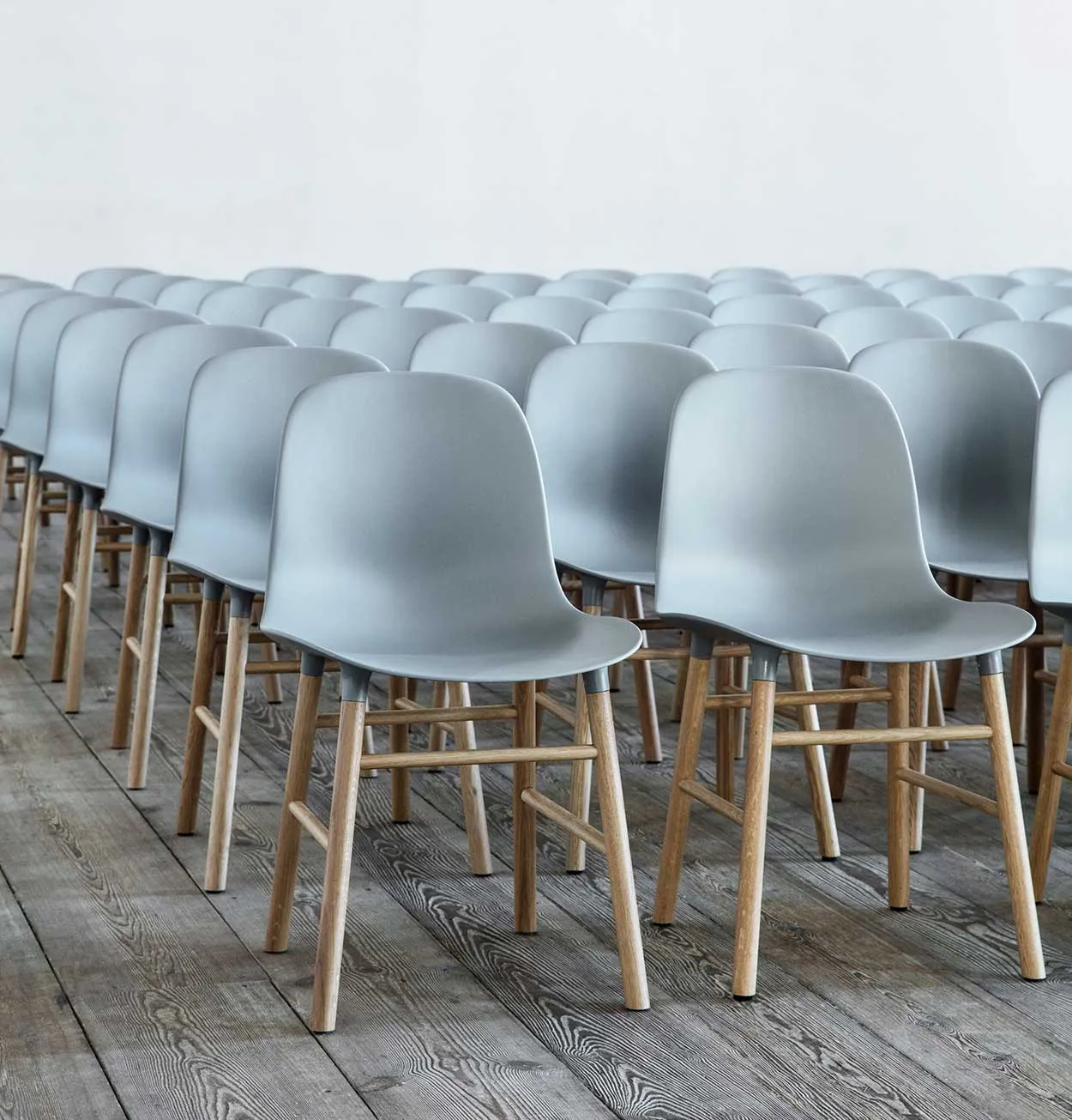 Normann Copenhagen Form Chair – Oak – Grey