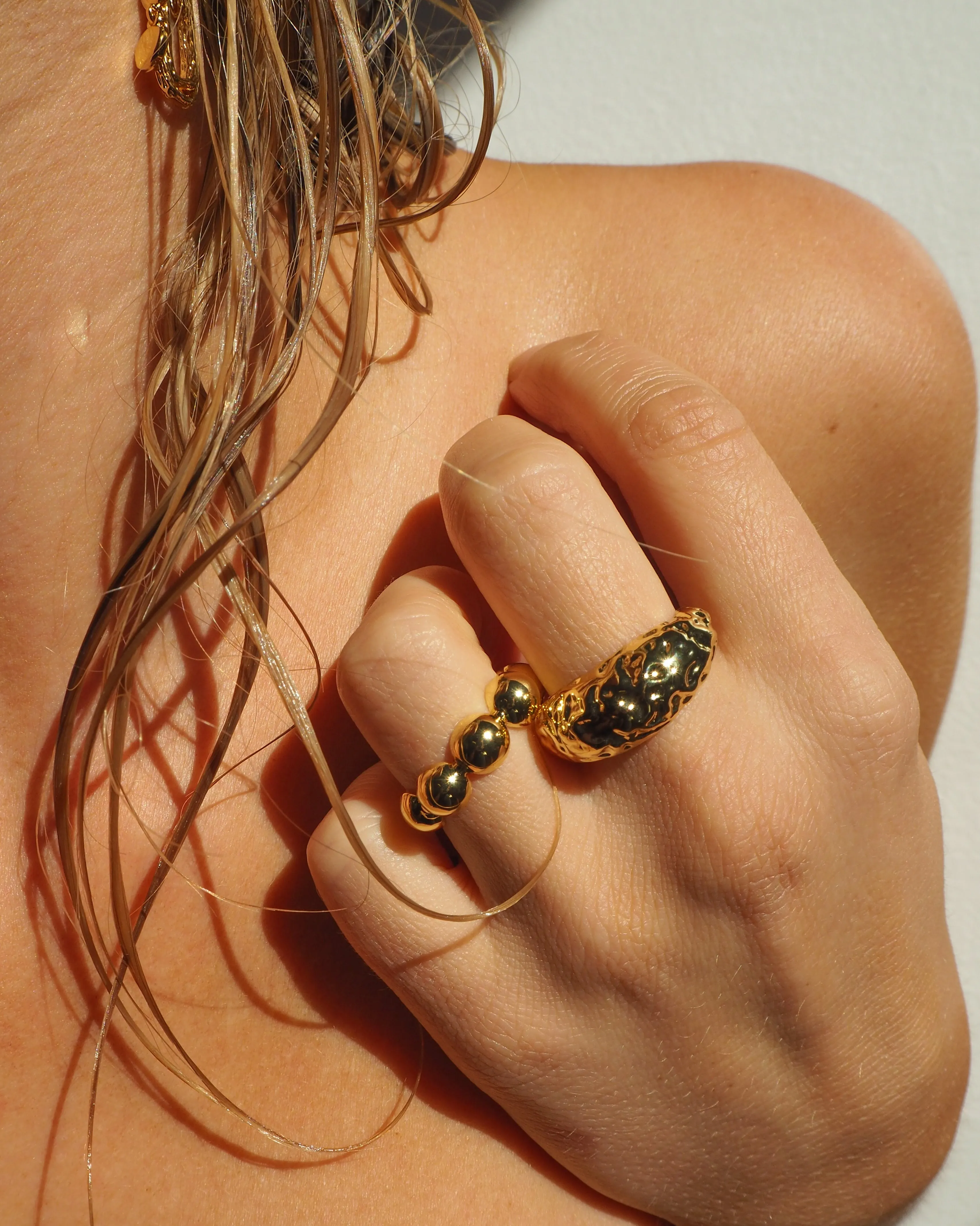 Oversized Ball Chain Ring- Gold