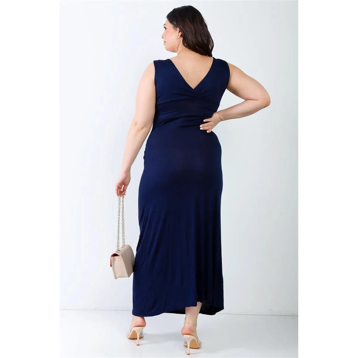 Plus V-neck Sleeveless Maxi Dress