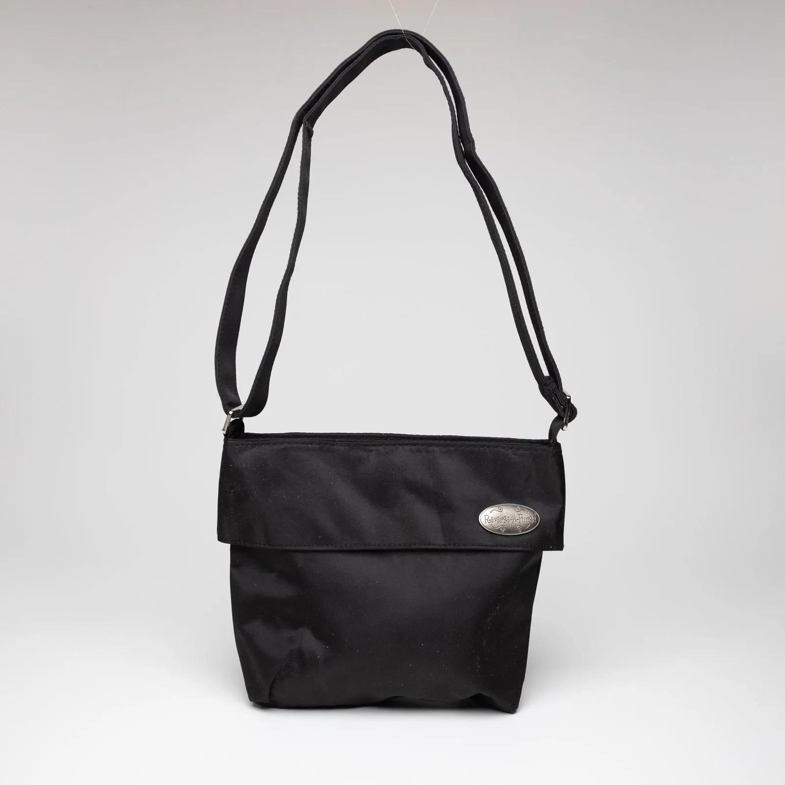 Reverse A Purse Black Urban Wrap Collection - Fanfare