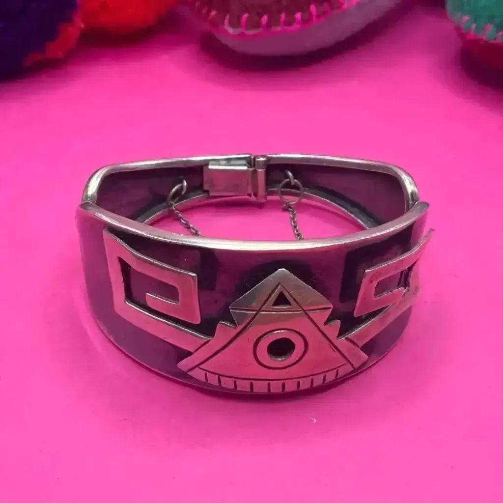 Taxco bracelet with inlaid silver circa 1940