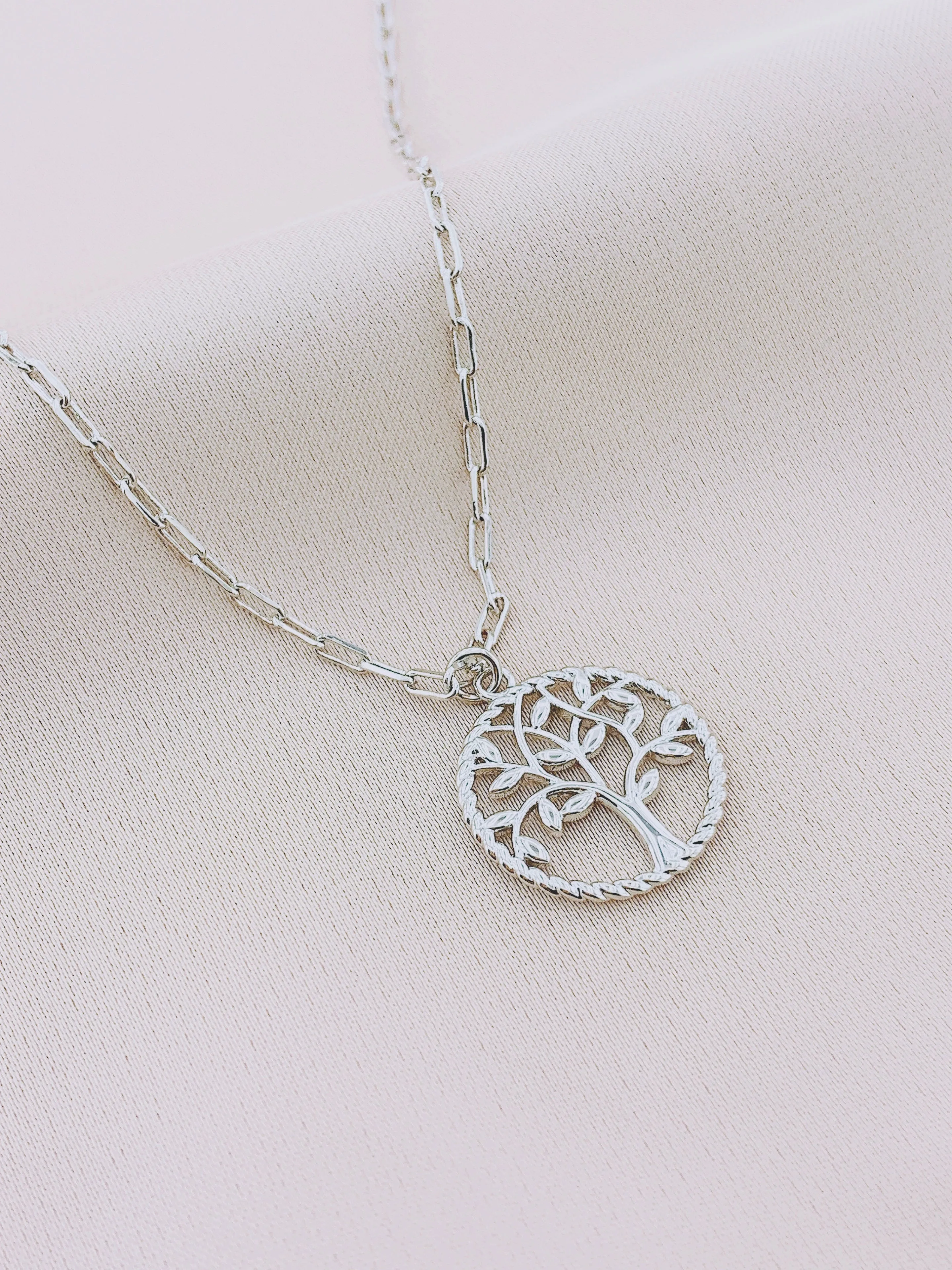 Women's Life Tree Pendant Necklace